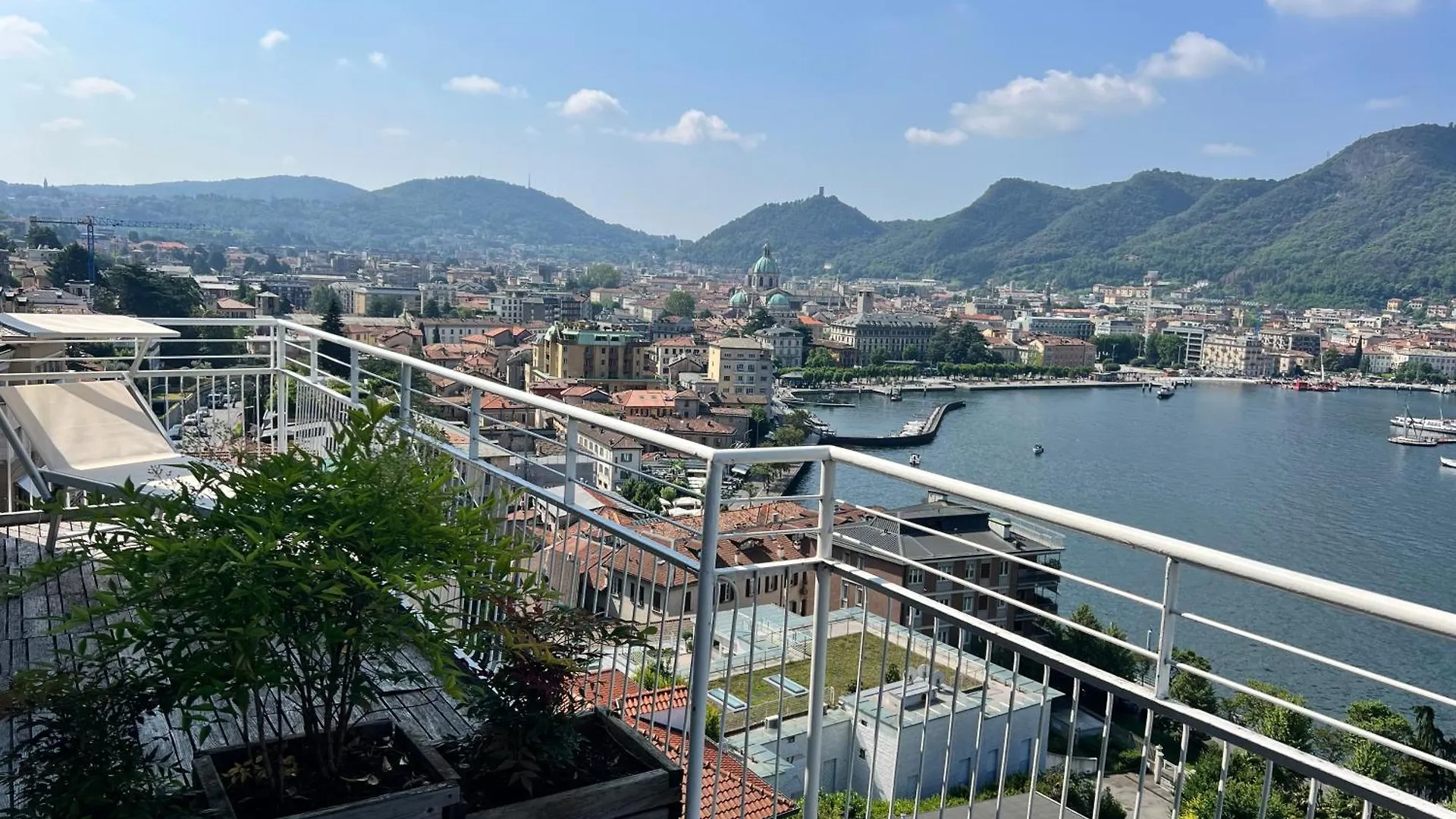 شقة K V!Sta Penthouse In Centre Town - Amazing View! كومو