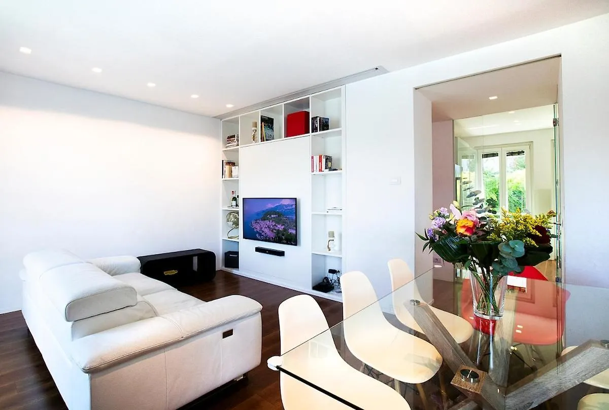 شقة K V!Sta Penthouse In Centre Town - Amazing View! كومو إيطاليا