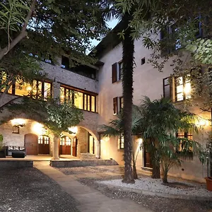  بيت ضيافة Suites&atelier